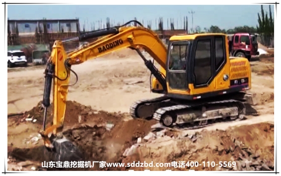 山东宝鼎小型挖掘机械产品