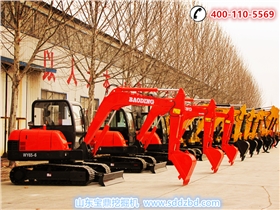 山东宝鼎挖掘机厂家小型挖掘机械产品