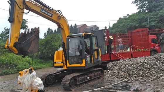 宝鼎履带90小型挖掘机 宝鼎履带90小型挖掘机