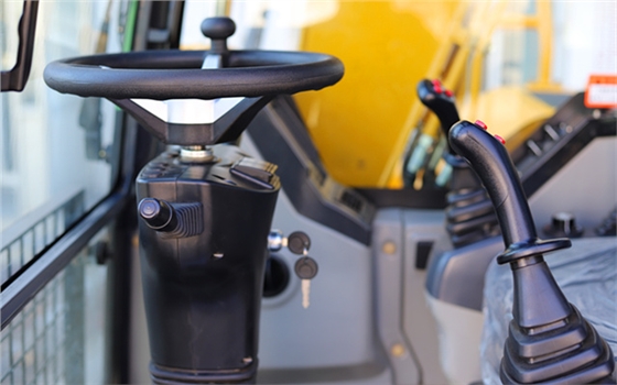 宝鼎小型轮式挖掘机 宝鼎小型轮式挖掘机