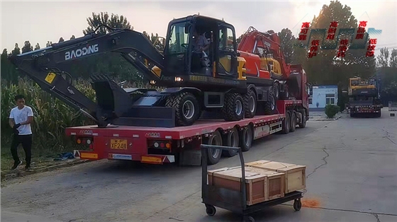 宝鼎轮式挖掘机 宝鼎轮式挖掘机