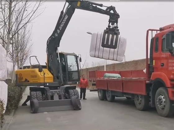 宝鼎抓布机.png 宝鼎抓布机.png