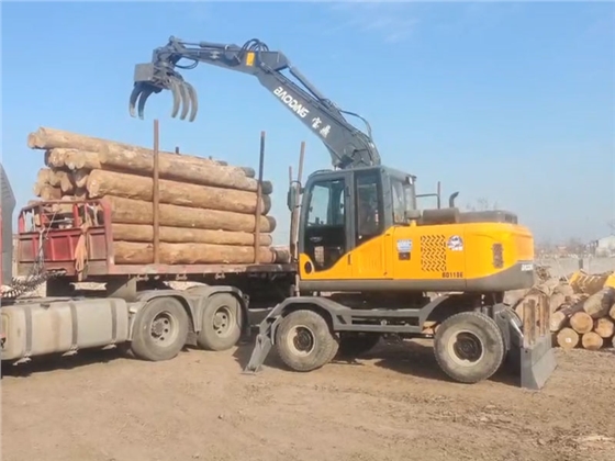 110E抓木机.jpg 110E抓木机.jpg