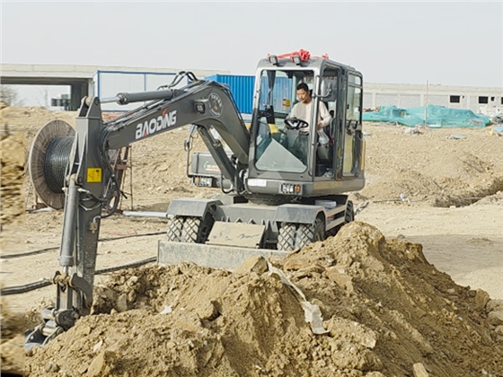 宝鼎BD80X轮式挖掘机 宝鼎BD80X轮式挖掘机