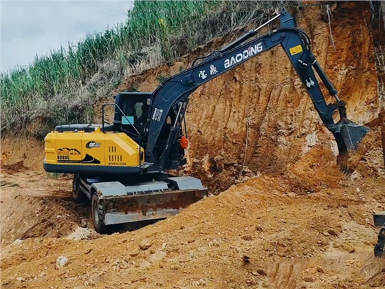 宝鼎BD80G轮式挖掘机 宝鼎BD80G轮式挖掘机
