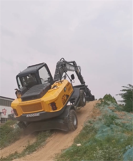 宝鼎120WD抓木机