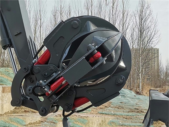 梅花抓抓木机.jpg 梅花抓抓木机.jpg