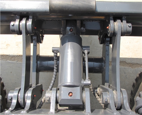 宝鼎80型轮式抓木机 宝鼎80型轮式抓木机