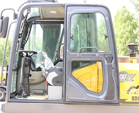 宝鼎BD80轮式挖掘机