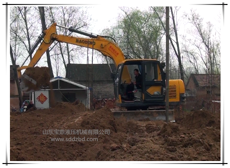 山东宝鼎履带90挖掘机 山东宝鼎履带90挖掘机