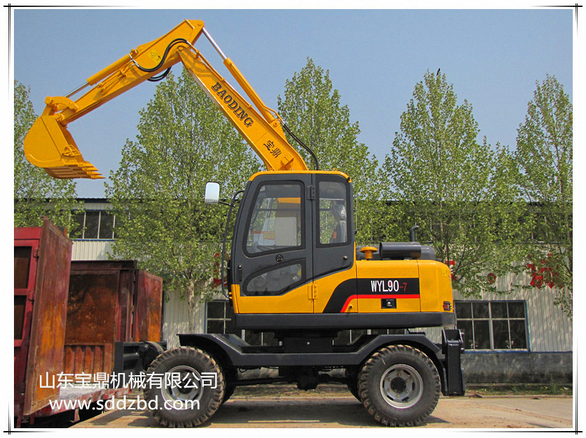 山东宝鼎挖掘机厂家轮式挖掘机械产品