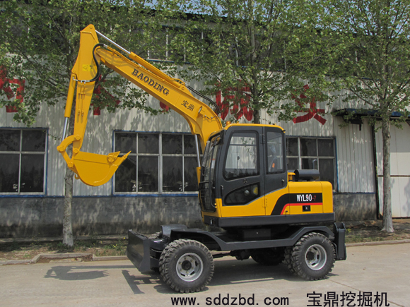 轮式挖掘机 轮式挖掘机