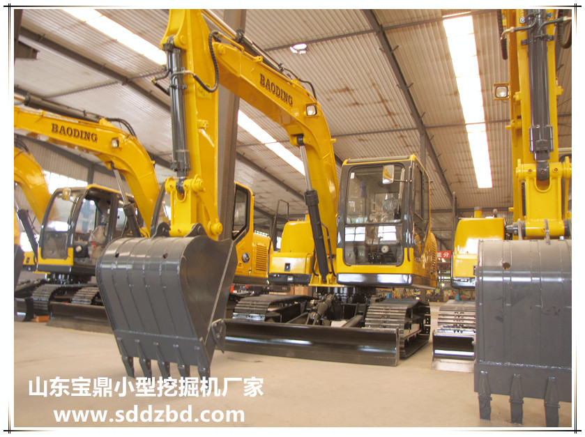 山东宝鼎小型挖掘机厂家 山东宝鼎小型挖掘机厂家