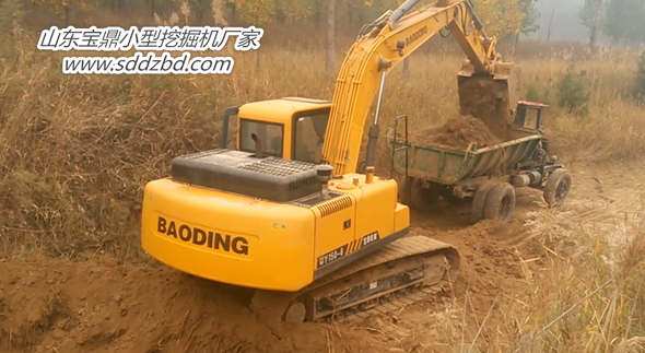 山东宝鼎小型挖掘机生产厂家 山东宝鼎小型挖掘机生产厂家