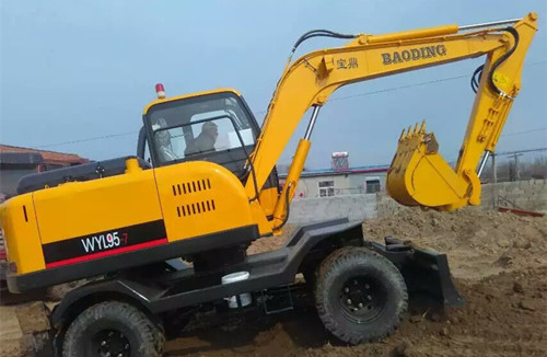 国产小型挖掘机 国产小型挖掘机