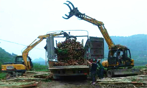 宝鼎轮式抓木机 宝鼎轮式抓木机