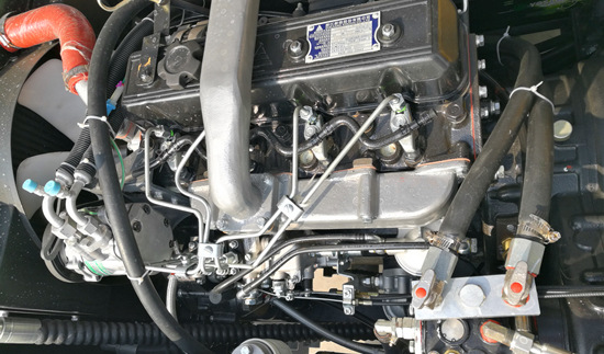 宝鼎轮式挖掘机发动机部件