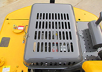 宝鼎95抓木机上机罩