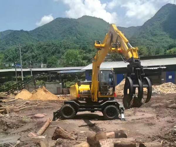 宝鼎95轮式抓木机 宝鼎95轮式抓木机