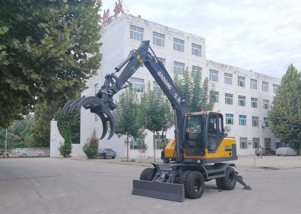 宝鼎抓木机厂家品牌.jpg 宝鼎抓木机厂家品牌.jpg