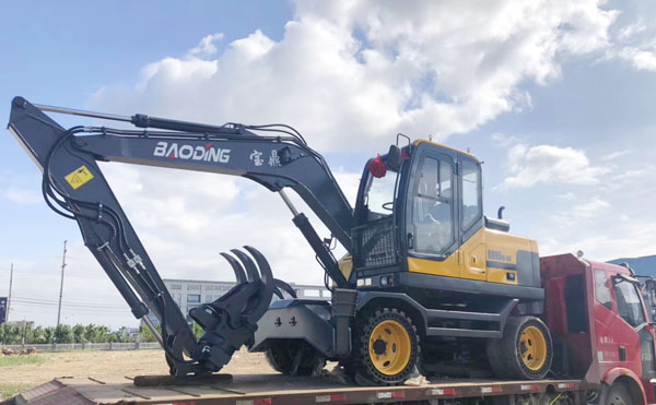 宝鼎抓木机95车型.jpg 宝鼎抓木机95车型.jpg