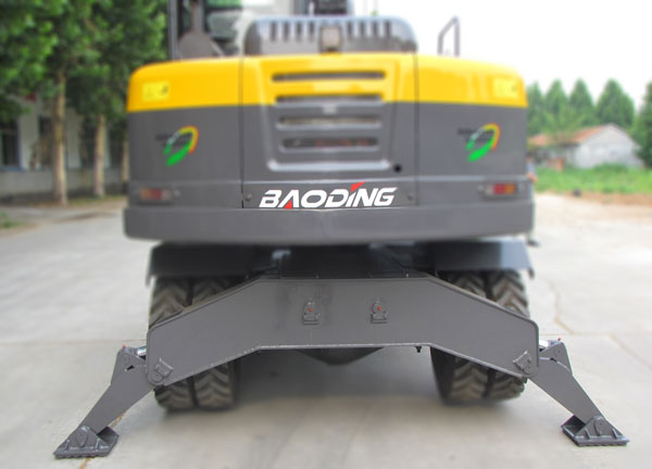 轮式抓木机95车型.jpg 轮式抓木机95车型.jpg
