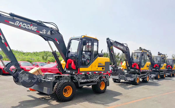 轮式挖掘机抓木机.jpg 轮式挖掘机抓木机.jpg