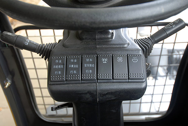 驾驶室部件 驾驶室部件