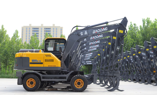 宝鼎95抓木机厂家.jpg 宝鼎95抓木机厂家.jpg