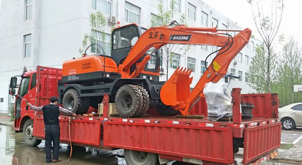 轮式挖掘机80车型.jpg 轮式挖掘机80车型.jpg