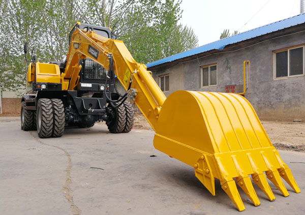 轮式80挖机 轮式80挖机