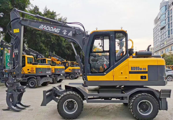 宝鼎95多功能轮挖.jpg