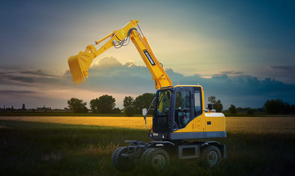 农村致富好帮手宝鼎轮式挖掘机.jpg 农村致富好帮手宝鼎轮式挖掘机.jpg