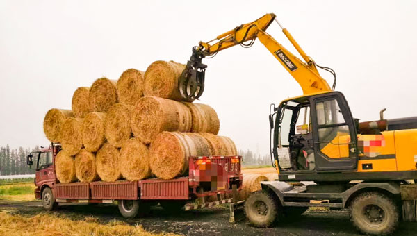 宝鼎80多功能轮挖.jpg 宝鼎80多功能轮挖.jpg