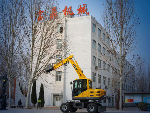 宝鼎轮式挖掘机品牌厂家.jpg 宝鼎轮式挖掘机品牌厂家.jpg