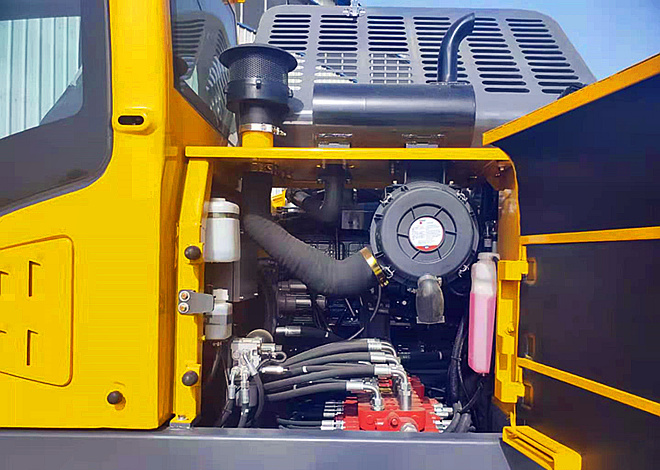 抓木机多机罩开启