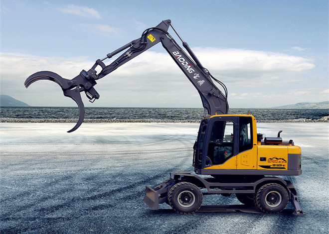 宝鼎BD100型号轮式抓木机