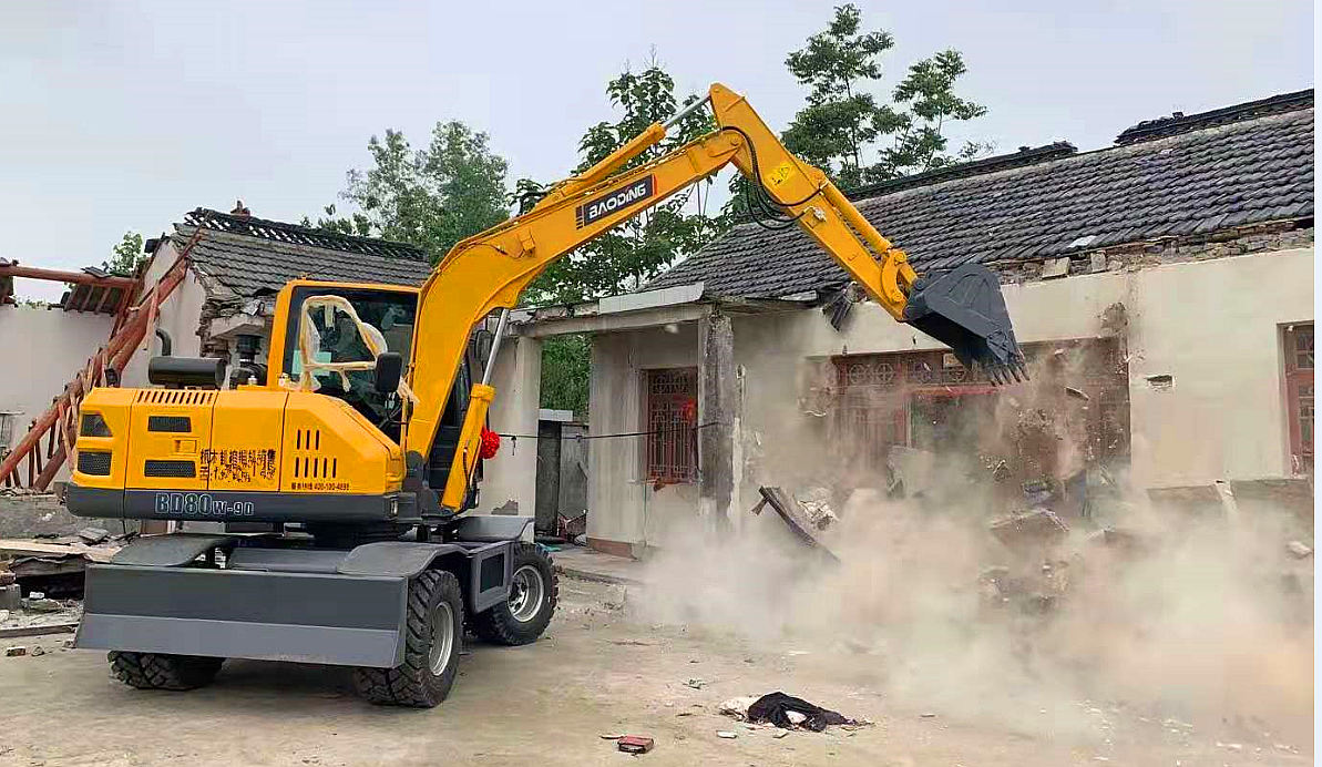 宝鼎80轮式挖掘机