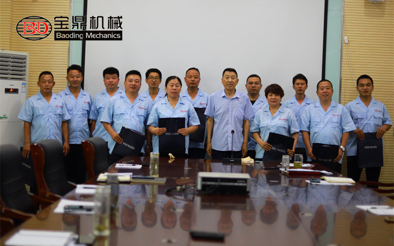 宝鼎挖掘机抓木机厂家 宝鼎挖掘机抓木机厂家