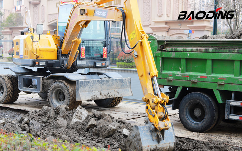 宝鼎轮式挖掘机 宝鼎轮式挖掘机