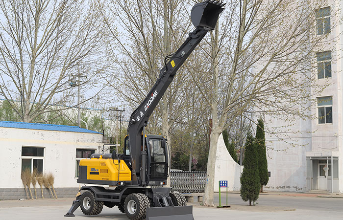 轮式挖掘机 轮式挖掘机