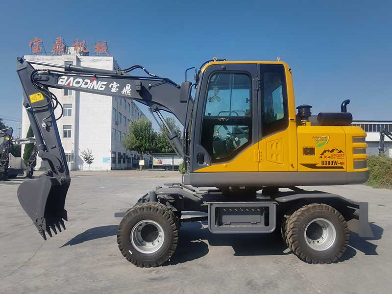 轮式挖掘机 轮式挖掘机