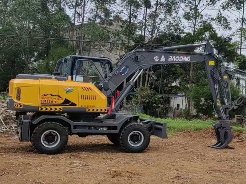 轮式抓木机 轮式抓木机