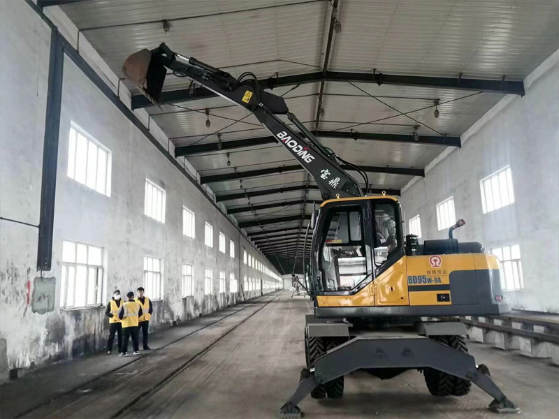 挖掘机厂家.jpg 挖掘机厂家.jpg