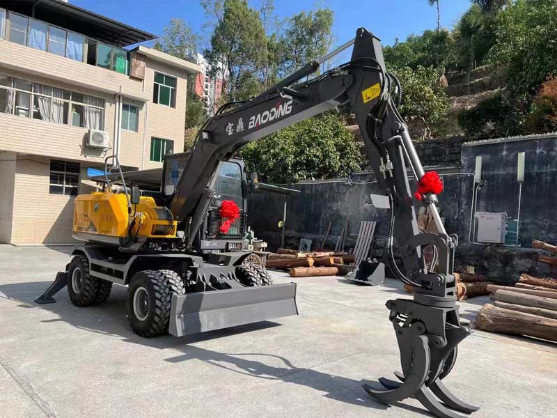 轮式抓木机 轮式抓木机