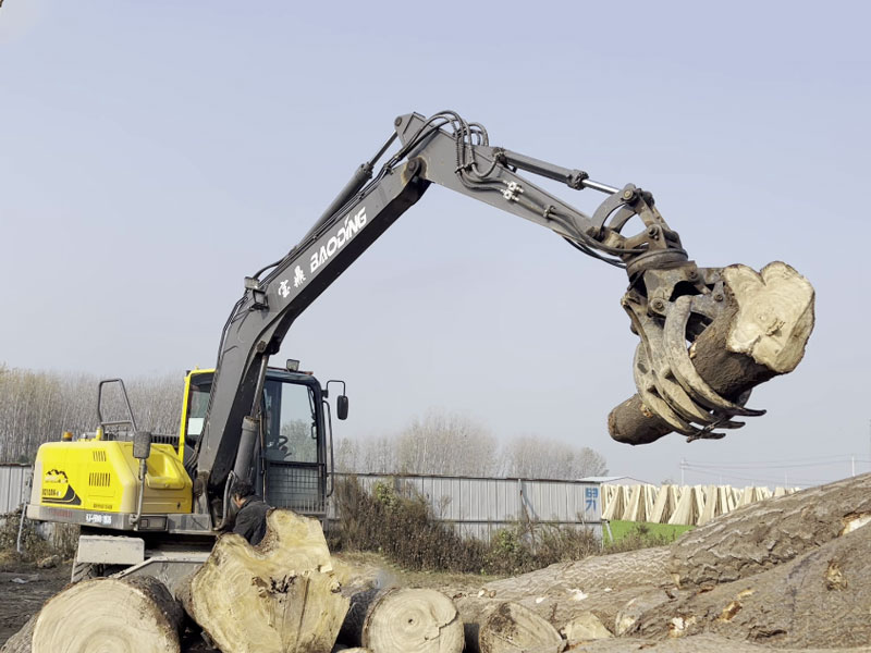 抓木头.jpg 抓木头.jpg