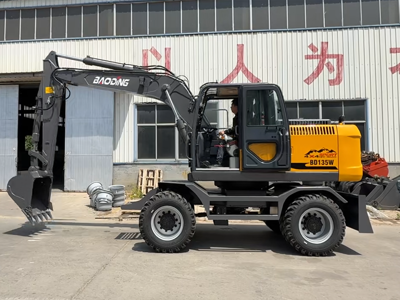 宝鼎135挖掘机.png 宝鼎135挖掘机.png