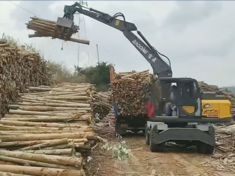 宝鼎120抓木机.jpg 宝鼎120抓木机.jpg