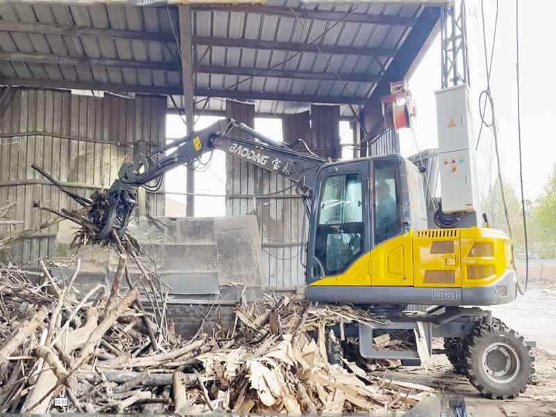 可移动宝鼎80电动抓机