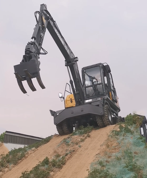 宝鼎120WD抓木机